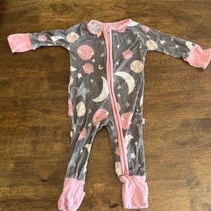 Size NB Little Sleepies bamboo “Pink to the Moon” zippie
